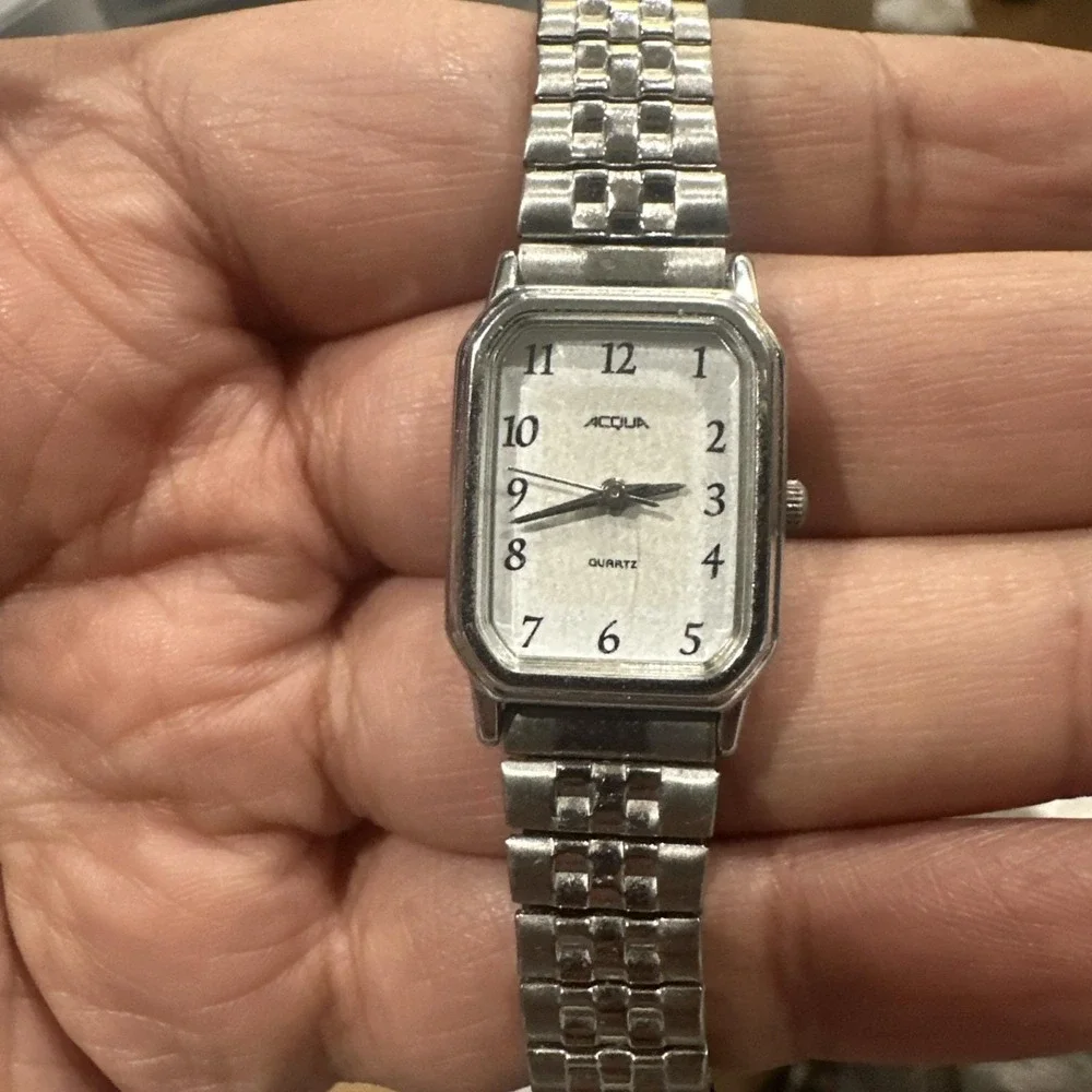 Working Vintage Acqua by Timex Rectangle Ladies Silver Watch Stretch 18mm Fit 7